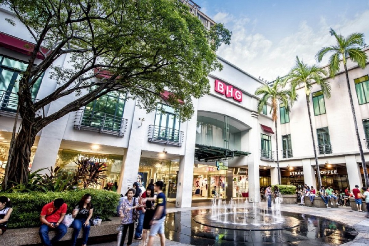 Retail sales in Singapore continue decline at slower pace